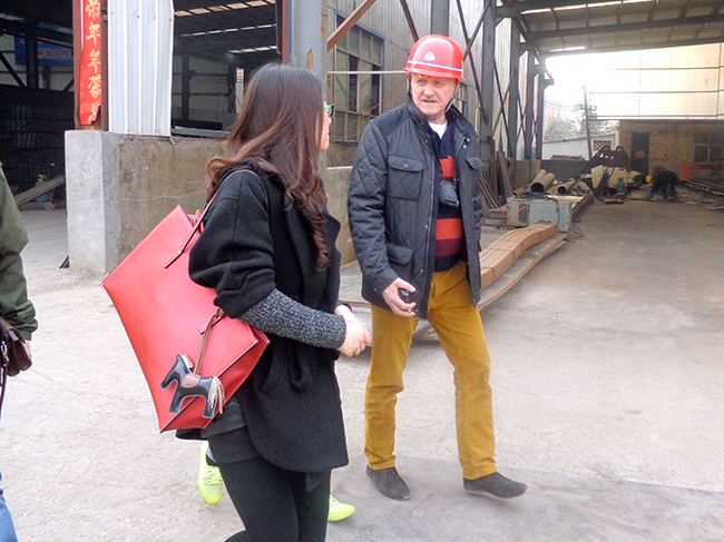 Russian customers came to Jianxin to sign commercial concret