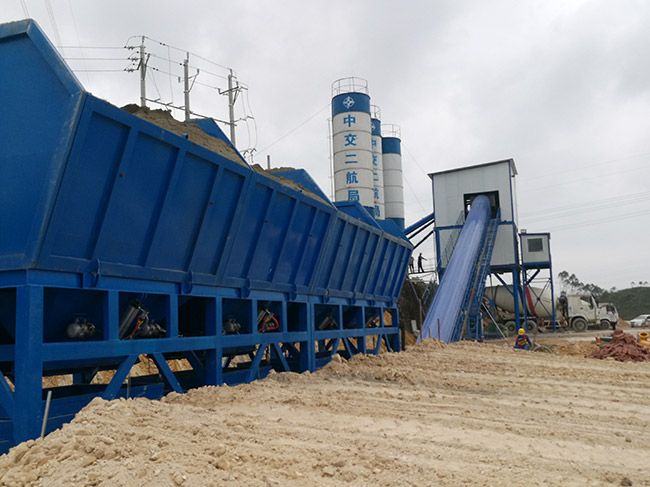  Working site of 120 cubic meters concrete mixing station in Fangcheng Port, Nanning, Guangxi.