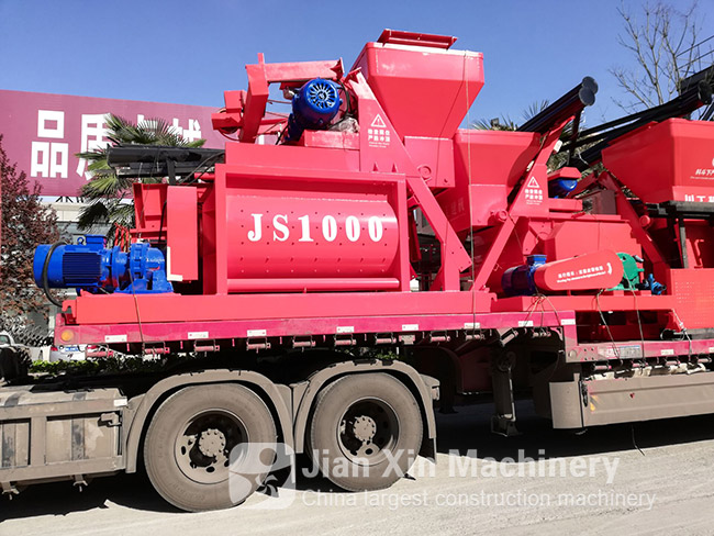 1 cubic meter concrete mixer sent to yunnan province, China